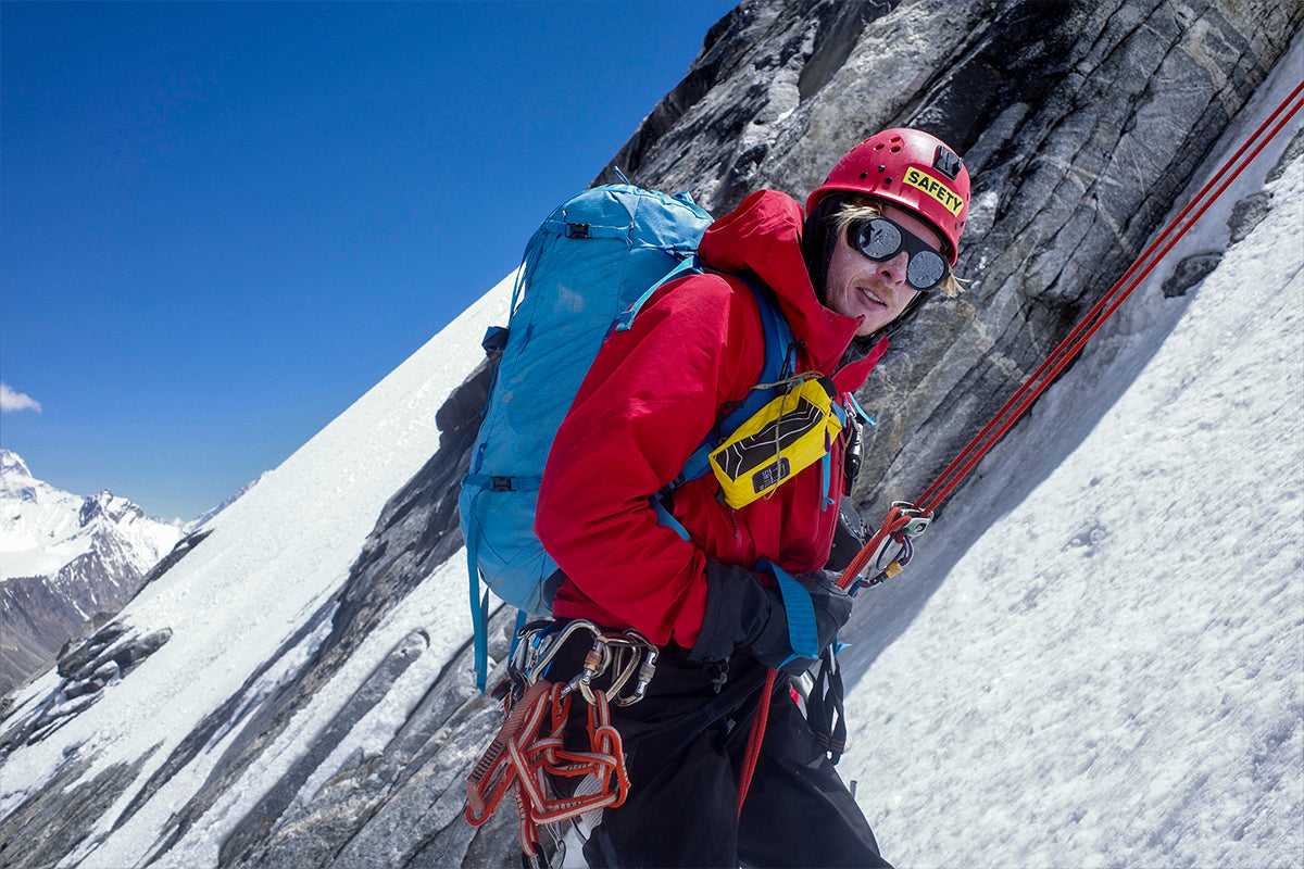 repelling Laila Peak in Pakistan